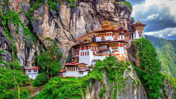 bhutan-tour-himalayan-holidays